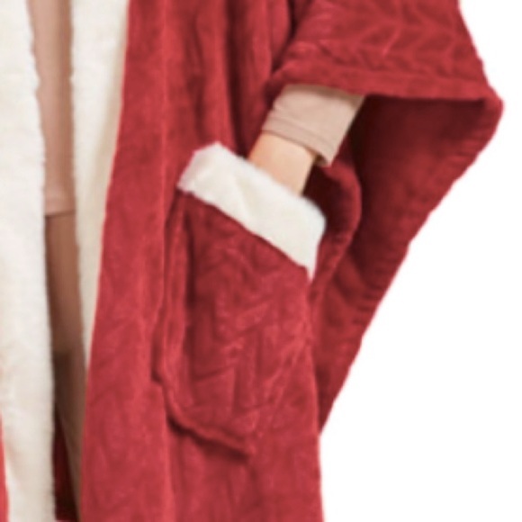 House Coat Plush Wrap Coatigan Cardigan Burgundy Garnet Red Deep Pockets NEW - Picture 2 of 7